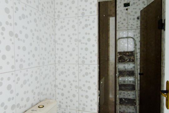 Banheiro de casa de condomínio à venda com 2 quartos, 73m² em Jardim Adriana, Guarulhos