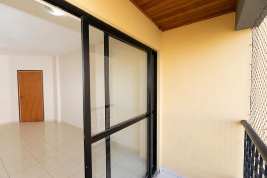 VARANDA de apartamento para alugar com 2 quartos, 65m² em Mansões Santo Antônio, Campinas