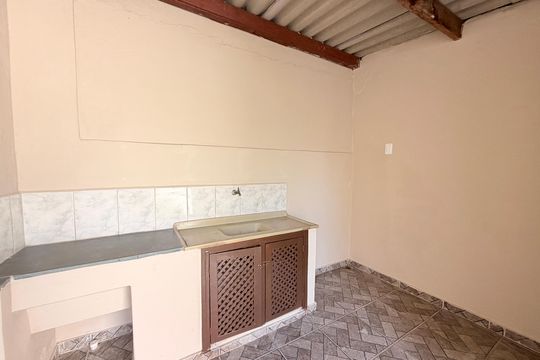 Quintal de casa para alugar com 3 quartos, 100m² em Caxambu, Jundiaí