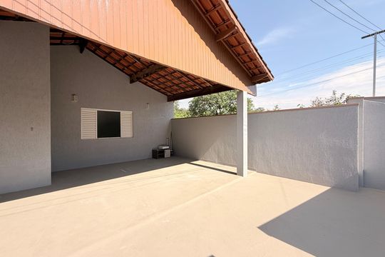 Garagem de casa para alugar com 3 quartos, 100m² em Caxambu, Jundiaí