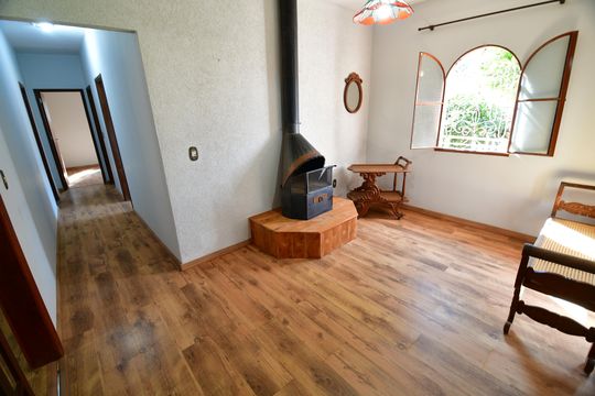 Casa à venda com 2 quartos, 1000m² em Recanto dos Dourados, Campinas