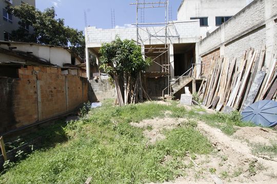 Área externa de casa à venda com 4 quartos, 360m² em Alpes, Belo Horizonte