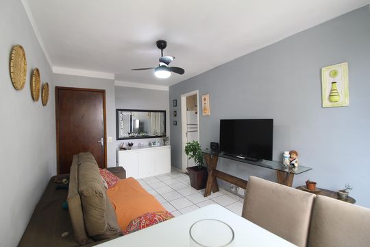 Sala de apartamento à venda com 2 quartos, 45m² em Taquara, Rio de Janeiro