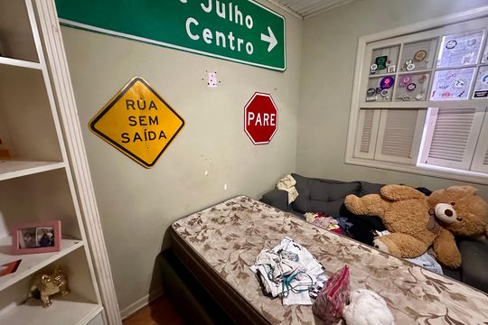 Quarto 3 de casa à venda com 5 quartos, 180m² em Cidade Monções, São Paulo