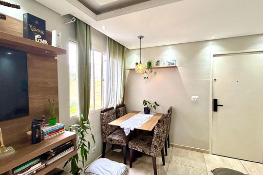 Sala de apartamento para alugar com 2 quartos, 55m² em Parque Uirapuru, Guarulhos