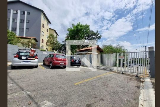 Fachada do Prédio  de apartamento para alugar com 2 quartos, 55m² em Parque Uirapuru, Guarulhos