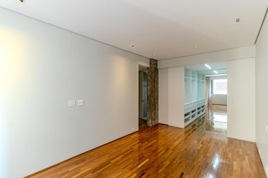 Suíte de apartamento à venda com 1 quarto, 90m² em Higienópolis, São Paulo
