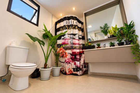 Banheiro de apartamento para alugar com 1 quarto, 42m² em Petrópolis, Porto Alegre