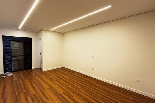Suite 1 de casa à venda com 3 quartos, 197m² em Vila Camilópolis, Santo André