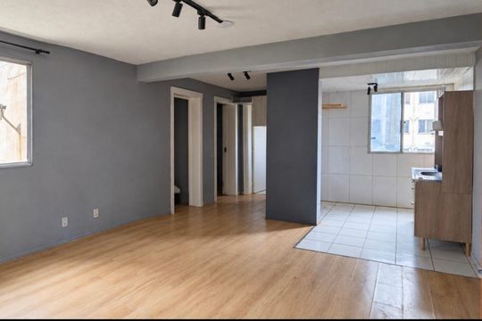 Sala de casa de condomínio para alugar com 2 quartos, 40m² em Rio Branco, Canoas