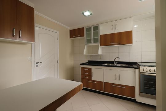 Cozinha de apartamento à venda com 3 quartos, 98m² em Vila Curuçá, Santo André