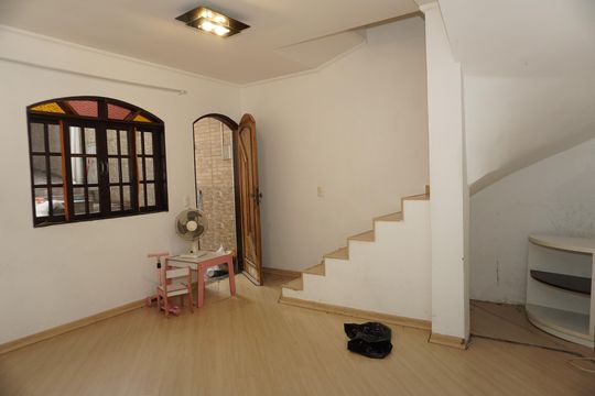 Casa para alugar com 2 quartos, 75m² em Chácaras São Marcos, Embu das Artes