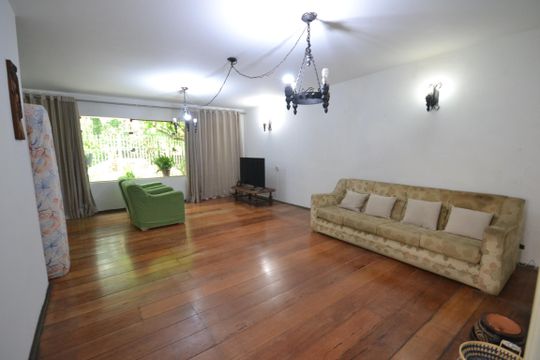 Casa para alugar com 5 quartos, 130m² em Cidade dos Bandeirantes, São Paulo
