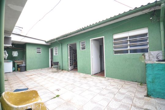 Quintal de casa para alugar com 5 quartos, 130m² em Cidade dos Bandeirantes, São Paulo
