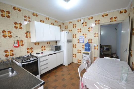 Cozinha de casa para alugar com 5 quartos, 130m² em Cidade dos Bandeirantes, São Paulo