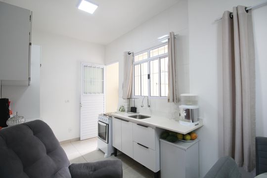 Sala e Cozinha de apartamento à venda com 1 quarto, 35m² em Parque Regina, São Paulo