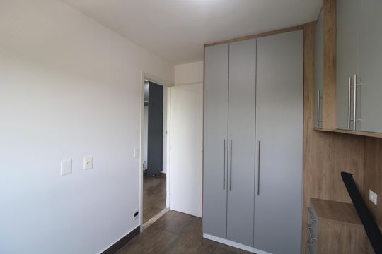 Quarto 1 de apartamento para alugar com 2 quartos, 34m² em Jurubatuba, São Paulo
