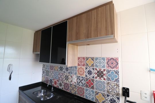 Cozinha de apartamento para alugar com 3 quartos, 62m² em Jardim Holanda, Uberlândia