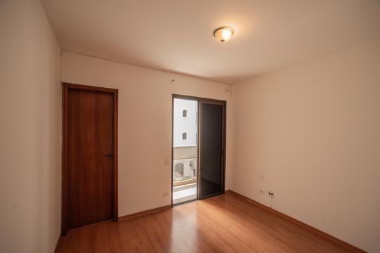 Suíte de apartamento para alugar com 3 quartos, 120m² em Vila Clementino, São Paulo