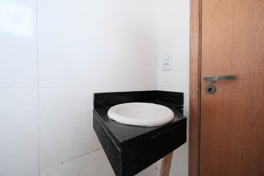 Banheiro de apartamento à venda com 2 quartos, 38m² em Jardim Nordeste, São Paulo