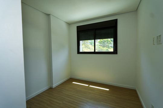 Quarto 1 de apartamento para alugar com 3 quartos, 108m² em Buritis, Belo Horizonte