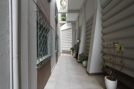 Entrada de apartamento para alugar com 2 quartos, 72m² em Barroca, Belo Horizonte