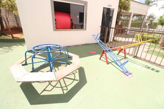 Área comum - Playground de apartamento para alugar com 2 quartos, 48m² em Jardim Holanda, Uberlândia