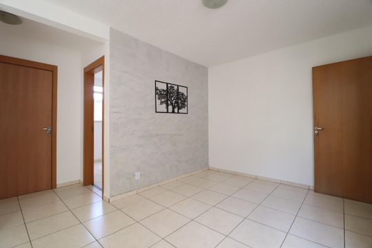 Sala de apartamento para alugar com 2 quartos, 48m² em Jardim Holanda, Uberlândia