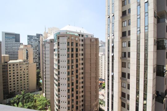 Vista de apartamento para alugar com 2 quartos, 120m² em Indianópolis, São Paulo