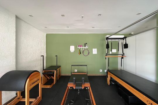 Pilates  de apartamento para alugar com 1 quarto, 56m² em Barra da Tijuca, Rio de Janeiro