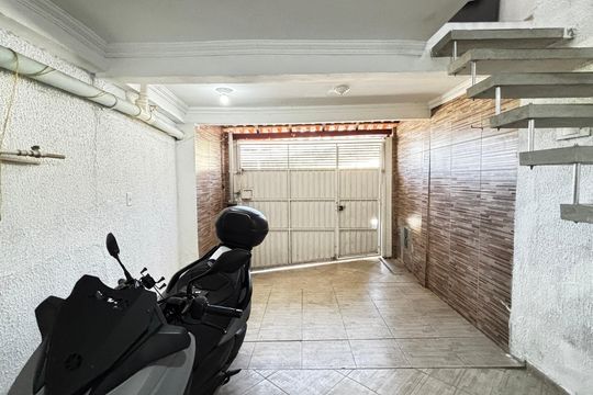 Area de Serviço - Garagem de casa à venda com 2 quartos, 36m² em Cidade São Jorge, Santo André