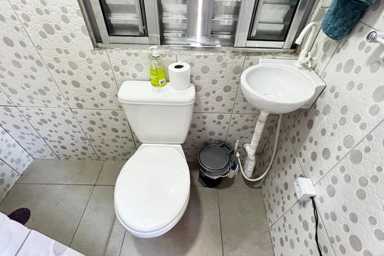 Banheiro da Suíte de casa à venda com 2 quartos, 36m² em Cidade São Jorge, Santo André