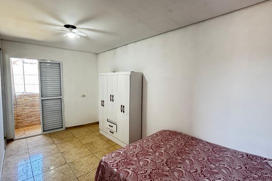 Suite de casa à venda com 2 quartos, 36m² em Cidade São Jorge, Santo André