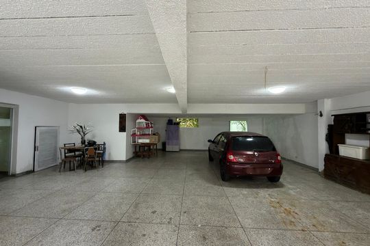 Garagem  de casa à venda com 6 quartos, 536m² em Parque Anchieta, São Bernardo do Campo
