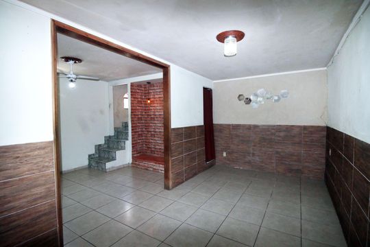 Casa para alugar com 2 quartos, 180m² em Colégio, Rio de Janeiro