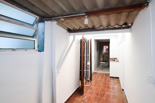 Quintal de casa à venda com 2 quartos, 130m² em Ipiranga, São Paulo