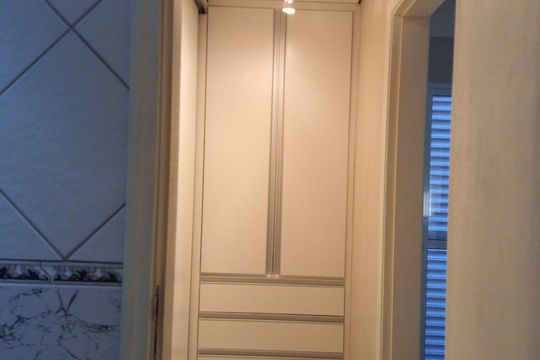 Corredor de casa à venda com 3 quartos, 176m² em Conjunto Habitacional Parque da Floresta, Campinas