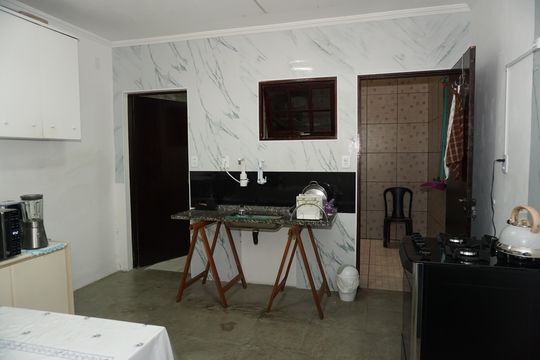 Casa para alugar com 3 quartos, 200m² em Morro do Índio, Embu das Artes