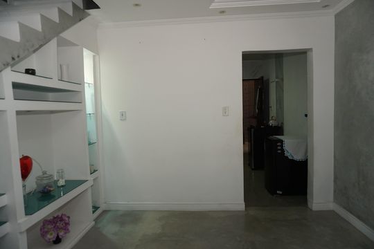 Casa para alugar com 3 quartos, 200m² em Morro do Índio, Embu das Artes