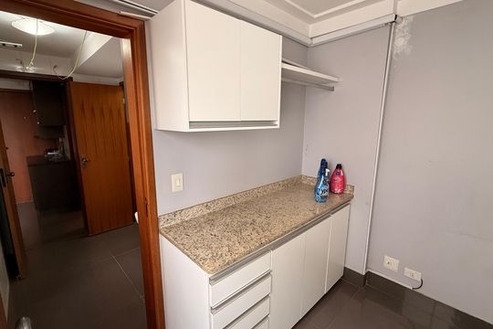 Área de Serviço de apartamento para alugar com 3 quartos, 107m² em Parque Amazonia, Goiânia