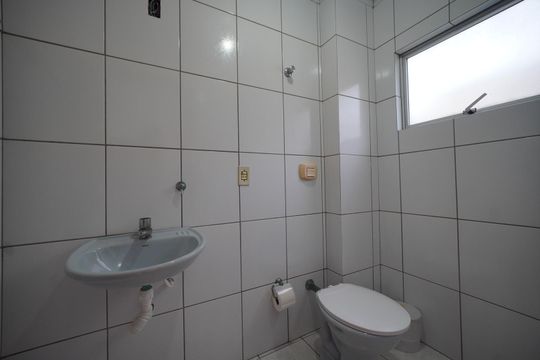 Lavabo do Salão de festas  de apartamento para alugar com 2 quartos, 92m² em Campinas, São José