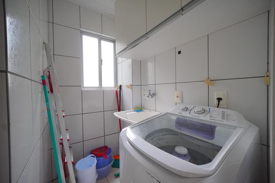 Área de Serviço  de apartamento para alugar com 2 quartos, 92m² em Campinas, São José