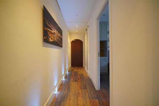 Corredor de Saída de apartamento para alugar com 1 quarto, 52m² em Estreito, Florianópolis