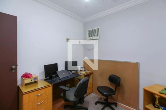Apartamento à venda com 3 quartos, 150m² em Alto Caiçaras, Belo Horizonte