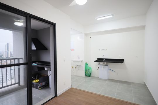 Sala de apartamento para alugar com 3 quartos, 65m² em Presidente Altino, Osasco