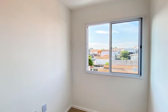 Quarto 1 de apartamento para alugar com 2 quartos, 28m² em Vila Granada, São Paulo