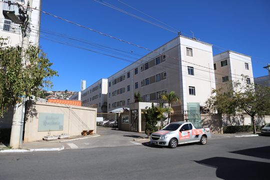 Fachada de apartamento para alugar com 2 quartos, 48m² em Santa Maria, Contagem