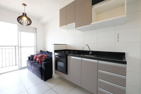 Cozinha de kitnet/studio para alugar com 1 quarto, 29m² em Jardim da Gloria, São Paulo