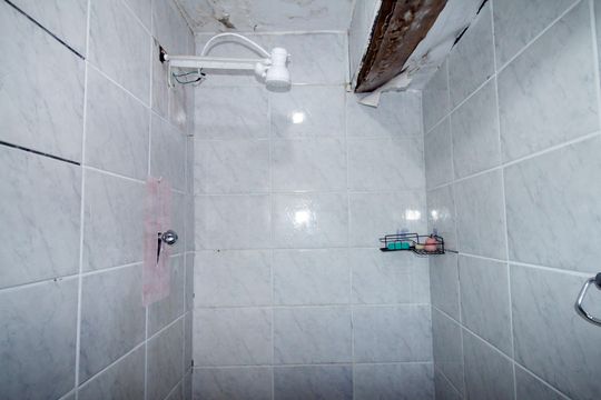 Banheiro de apartamento para alugar com 1 quarto, 75m² em Irajá, Rio de Janeiro