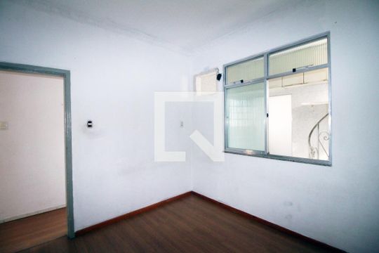 Apartamento para alugar com 1 quarto, 75m² em Irajá, Rio de Janeiro